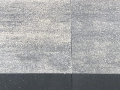 van den Broek product categorie Tegels beton 60x60x4 Berta lichtgrijs